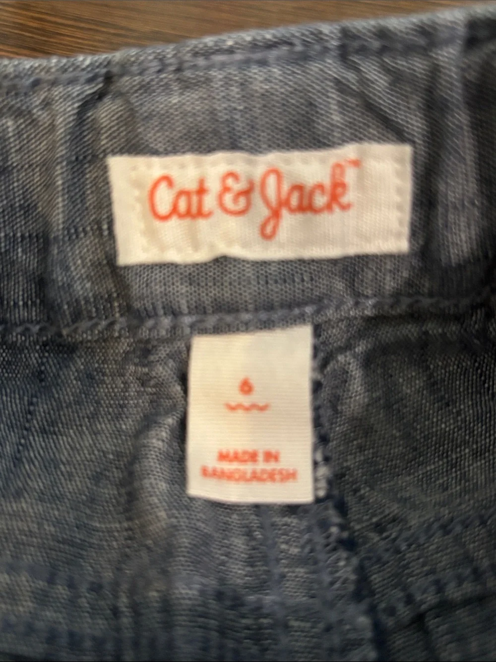 Cat & Jack Boy’s Light Blue Chambray Flat Front Shorts, size 6